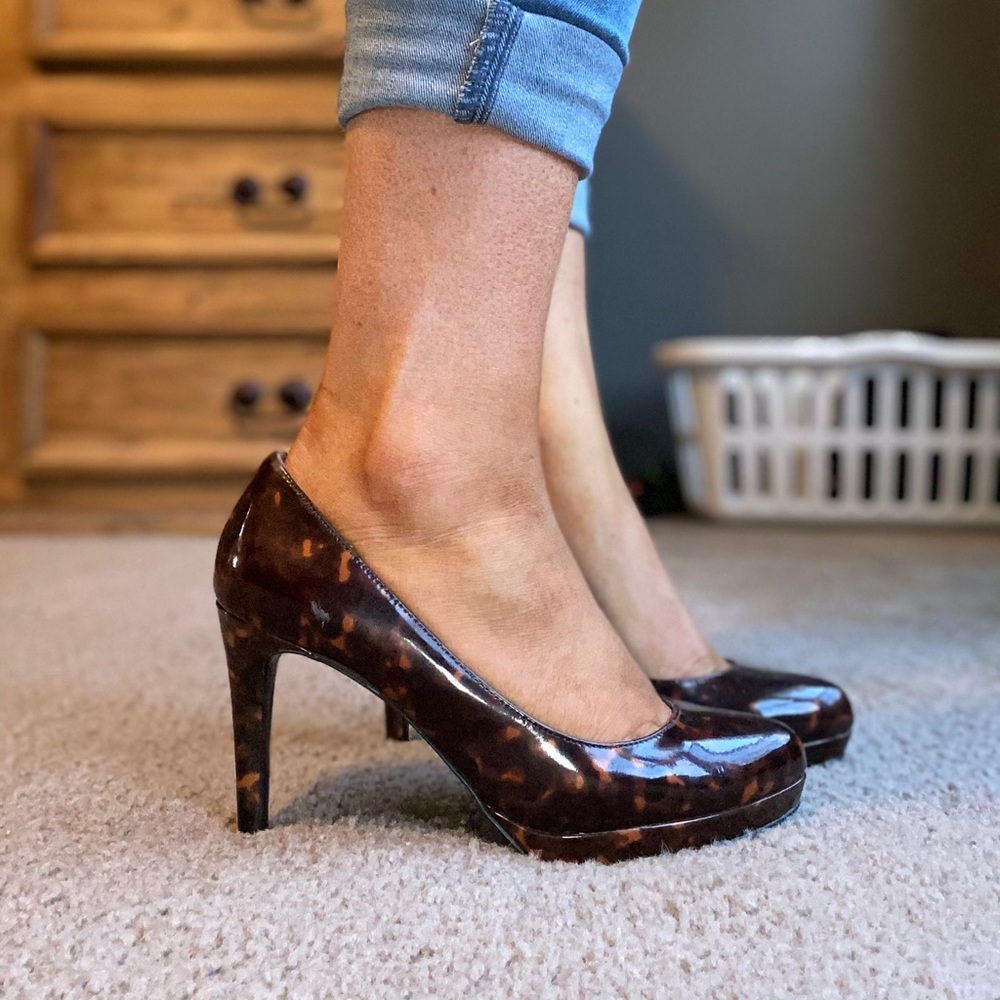 C Wonder Tortoise Shell Print Heels
